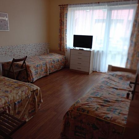 Pokoje Goscinne Bella Миелно Екстериор снимка