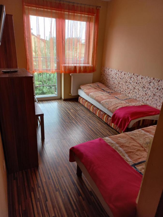 Pokoje Goscinne Bella Миелно Екстериор снимка