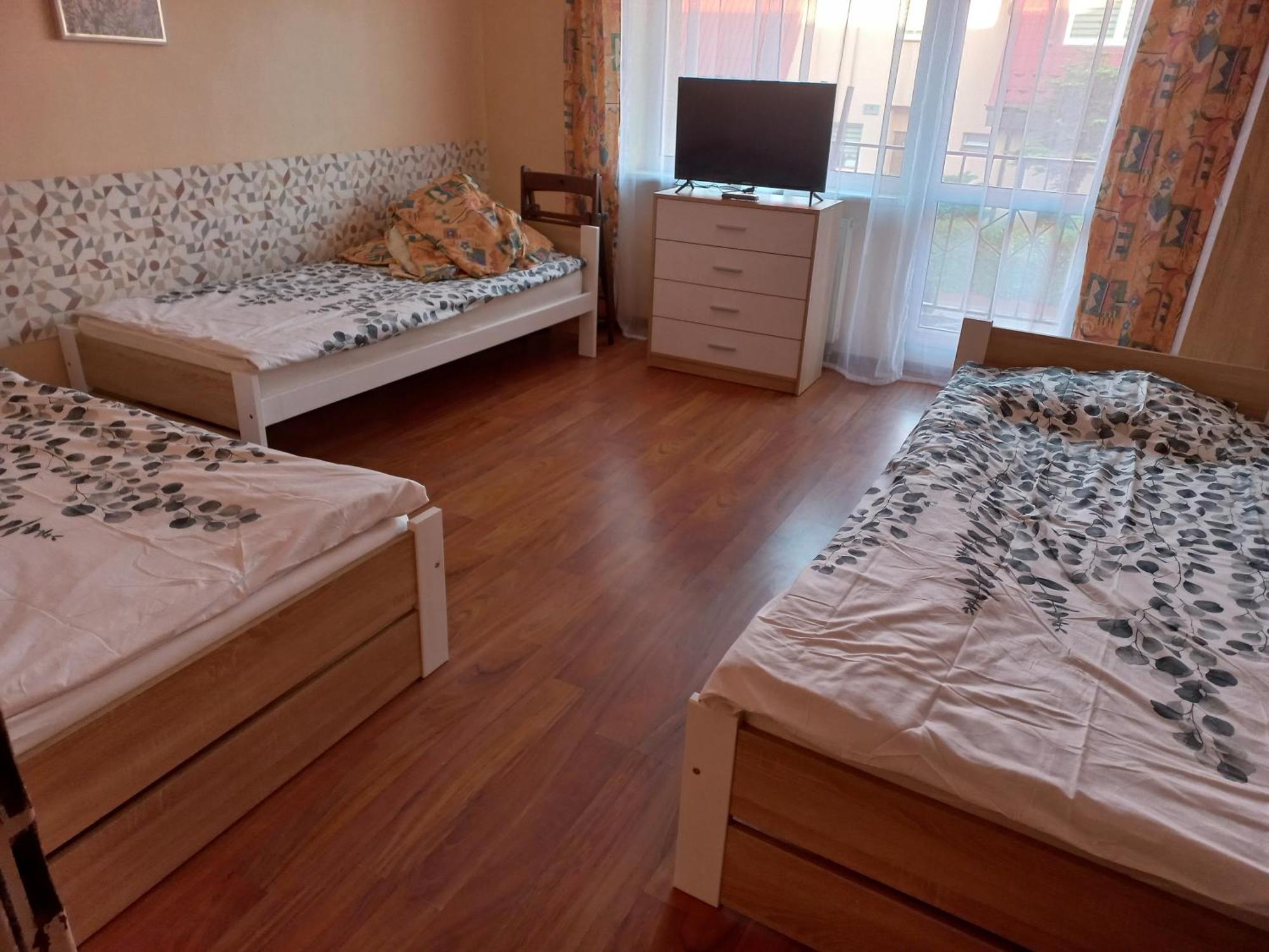 Pokoje Goscinne Bella Миелно Екстериор снимка